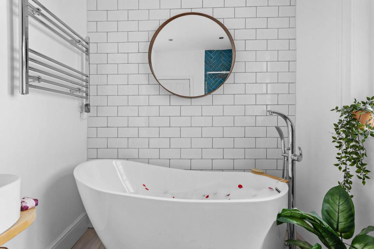 Flat 2 Fairfax Place - Modern Stylish Flat With Plenty Of Charm In Central ดาร์ตมัธ ภายนอก รูปภาพ