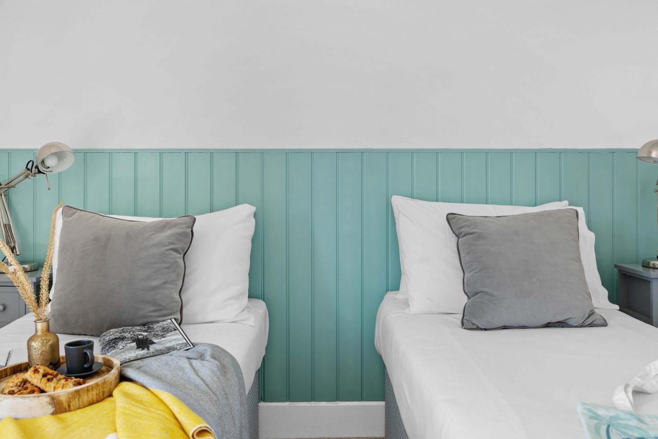 Flat 2 Fairfax Place - Modern Stylish Flat With Plenty Of Charm In Central ดาร์ตมัธ ภายนอก รูปภาพ